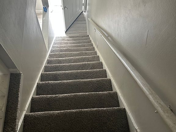 5th image of 300 Miles Rd #51458b4d9