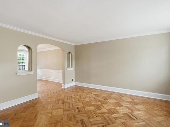 4th image of 6621 Large St