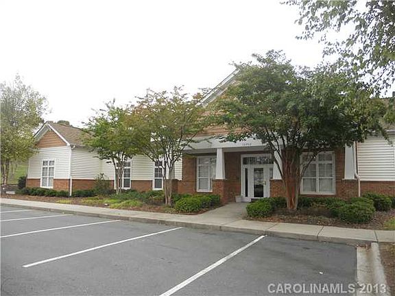2nd image of 10675 Hill Point Ct
