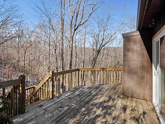 2nd image of 680 Timberlane Dr #A