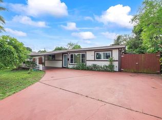 6210 NW 15th St, Sunrise, FL 33313