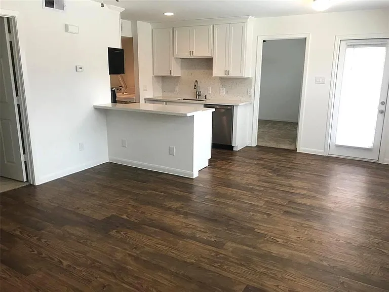 2750 Holly Hall St #1907 — Photo 7