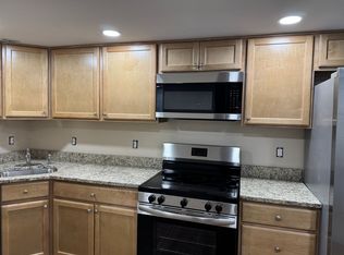 330 Linden Ave, Hellertown, PA 18055