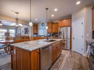 17559 W Buckhorn Trl, Surprise, AZ 85387