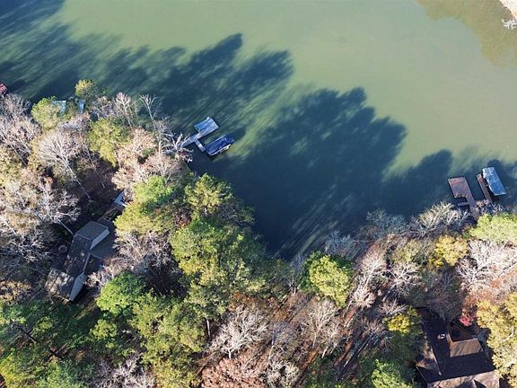 2nd image of 1290 Tal Lewis Rd