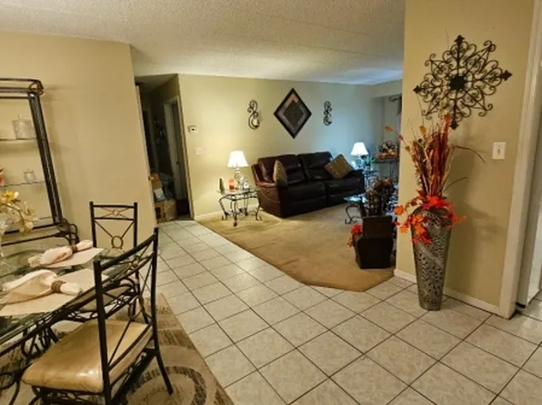 20 Iron Forge Sq #20, Pompton Lakes Boro, NJ 07442
