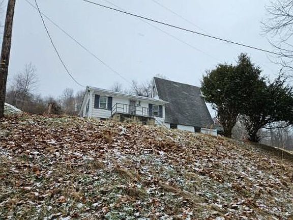 2nd image of 159 Cemetery Rd