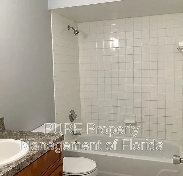 3650 NE 41st St #A — Photo 13