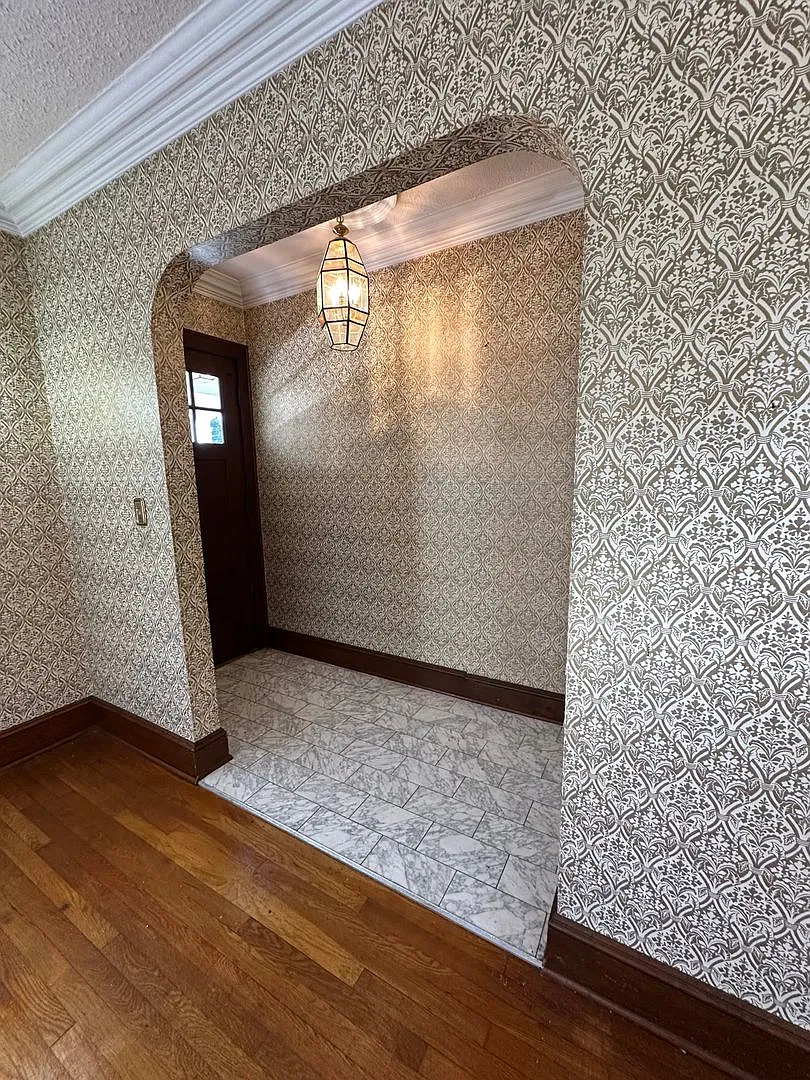 10 Erin Street — Photo 2