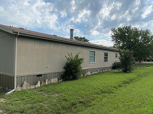 2nd image of 916 Partridge Ct