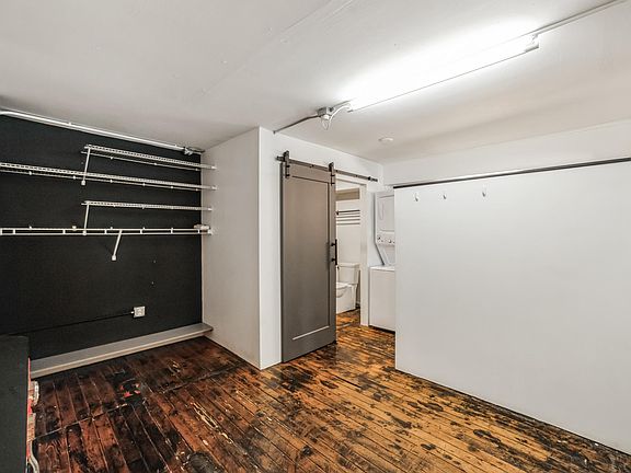 3rd image of 227 N Broadway #205