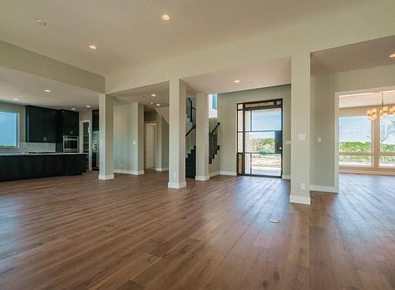 5th image of 502 Serene Estates Dr