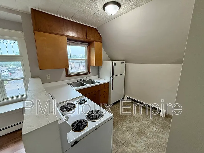 1 bed, 1.0 bath, 650 sqft, $695 — Photo 4