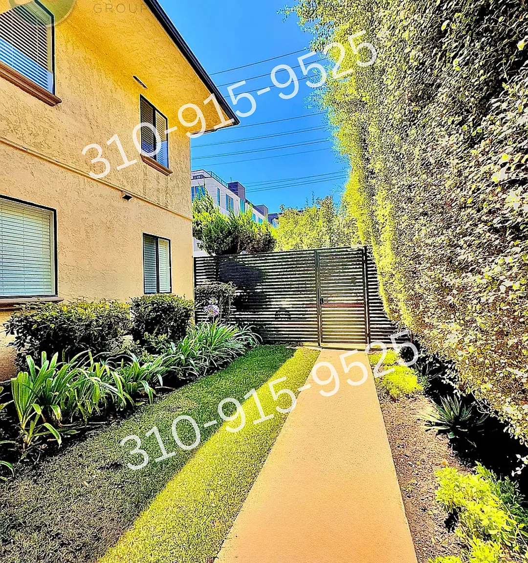 1506 S Barrington Ave — Photo 3