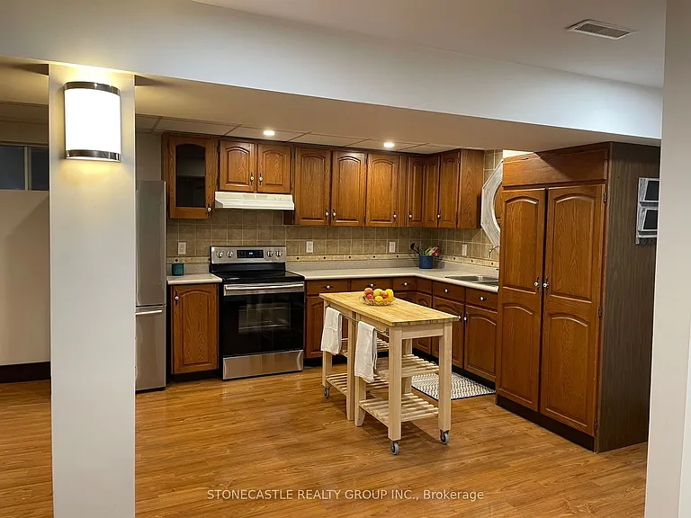 89 Jackman Cres #BASEMENT — Photo 4