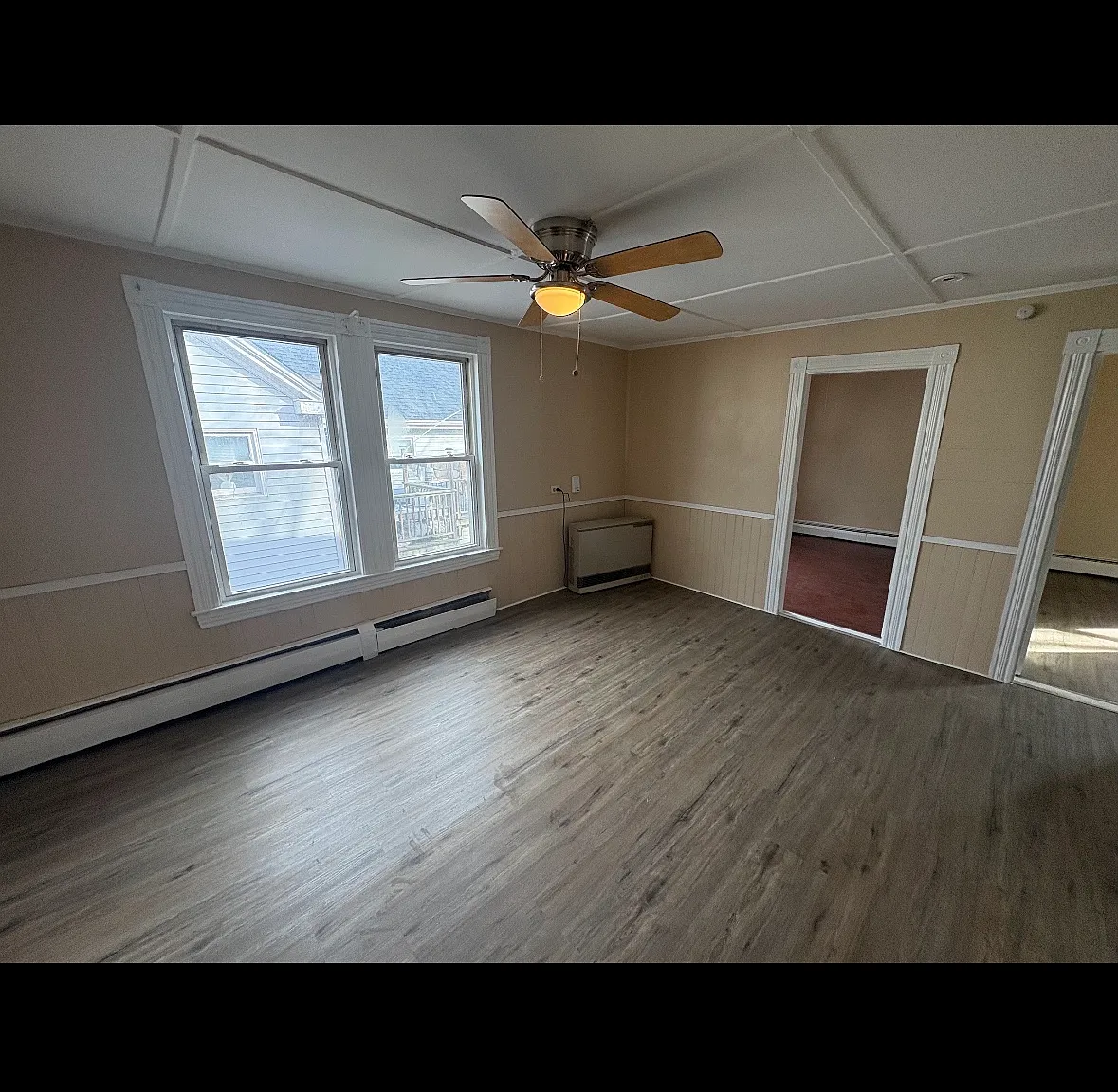 3 bed, $1,500 — Photo 2