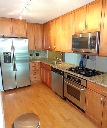 2nd image of 9715 Woods Dr Unit 1603