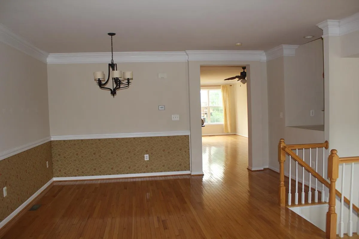 3 bed, 3.5 bath, 2880 sqft, $3,750 — Photo 4