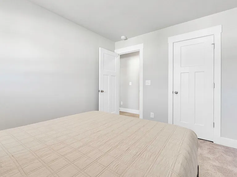 119 Shallons Dr — Photo 28
