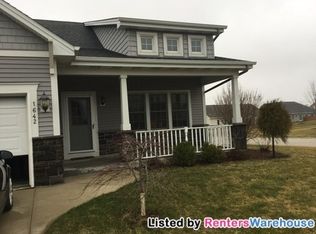 1642 Rolling Green Dr, Racine, WI 53406