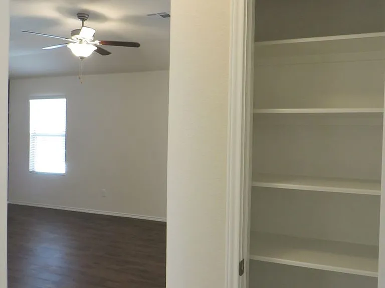 400 Major Lee Ln — Photo 13