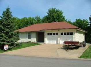 306 N 14th St, Louisburg, KS 66053