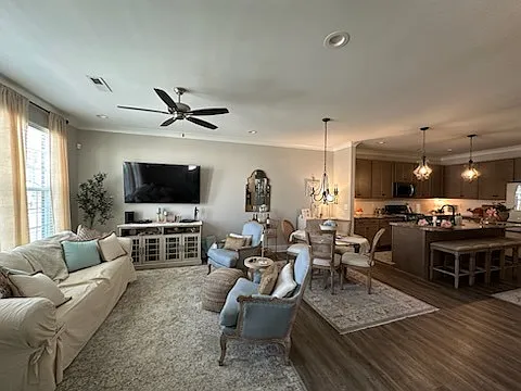 1721 Westfall St — Photo 3