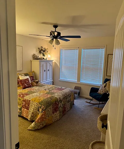 spare bedroom