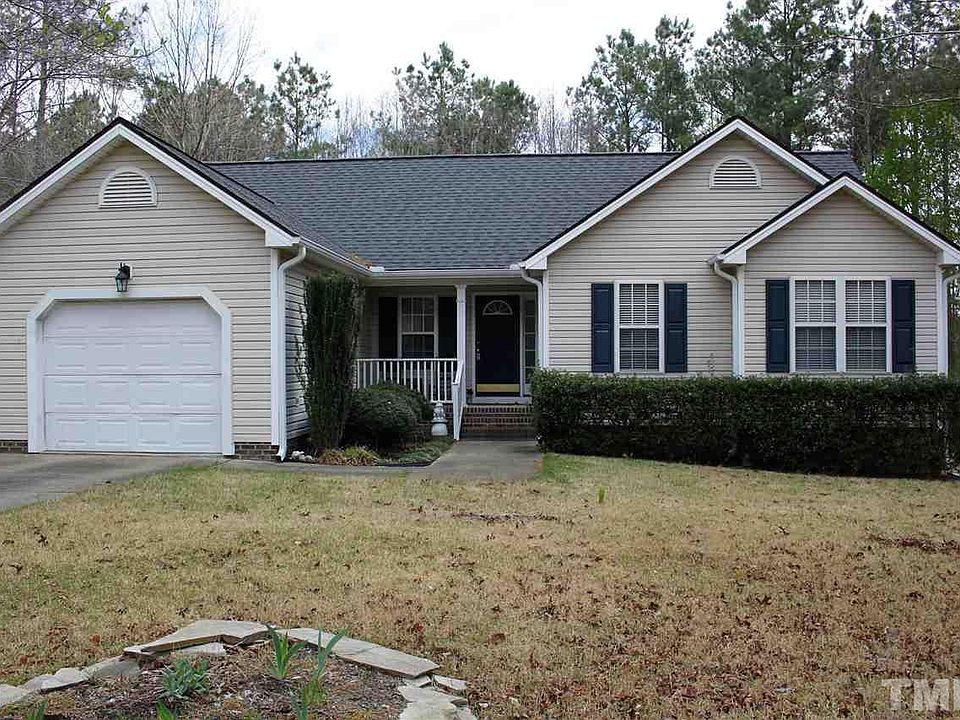 1st image of 105 Wembley Ct