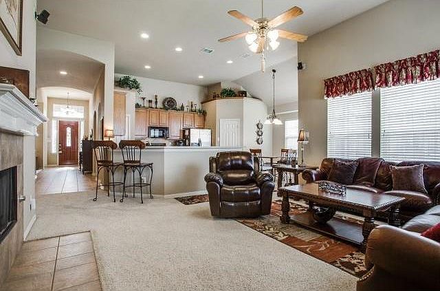 1st image of 2429 Pheasant Dr