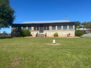 1109 Ashley Avenue, Llano, TX 78643