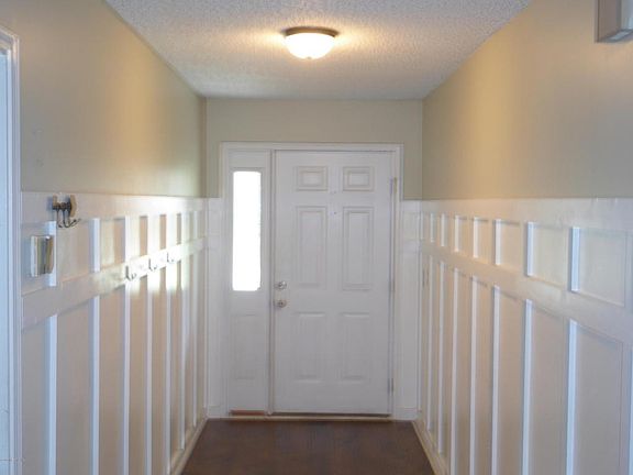Foyer entry