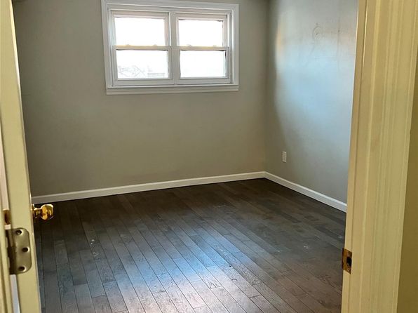 (undisclosed Address)