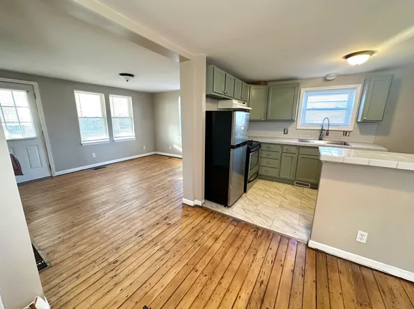 (undisclosed Address), Marine City, MI 48039