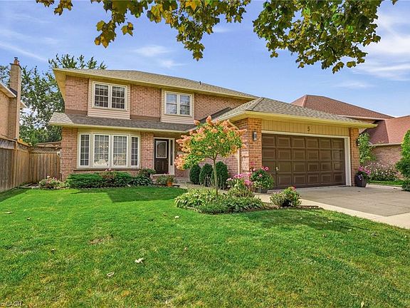 2nd image of 5 Michelle Dr