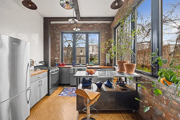 Sold by Corcoran | media 10