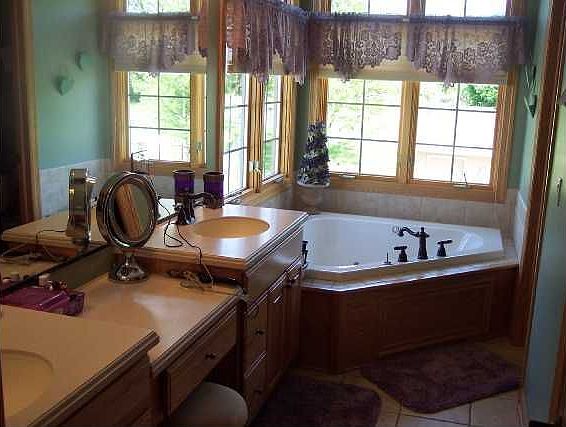 Master Bath/Spa