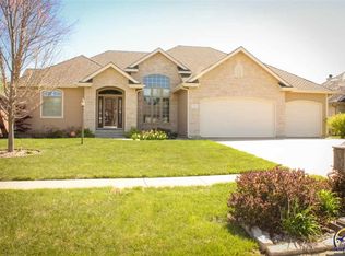 4512 SW Moundview Dr, Topeka, KS 66610