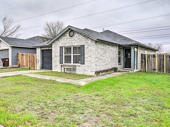 3rd image of 7910 Cortland Oak