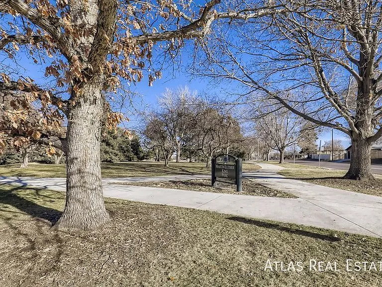 3830 N Olive St #301 — Photo 35