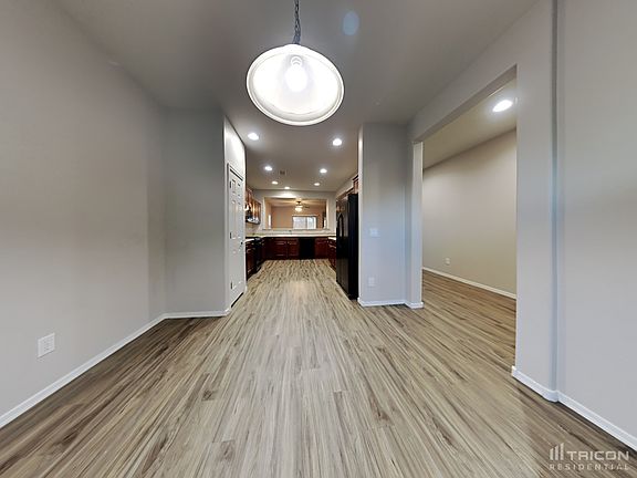 5th image of 18138 W Puget Ave