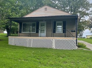 408 Cumberland Dr, Bronston, KY 42518
