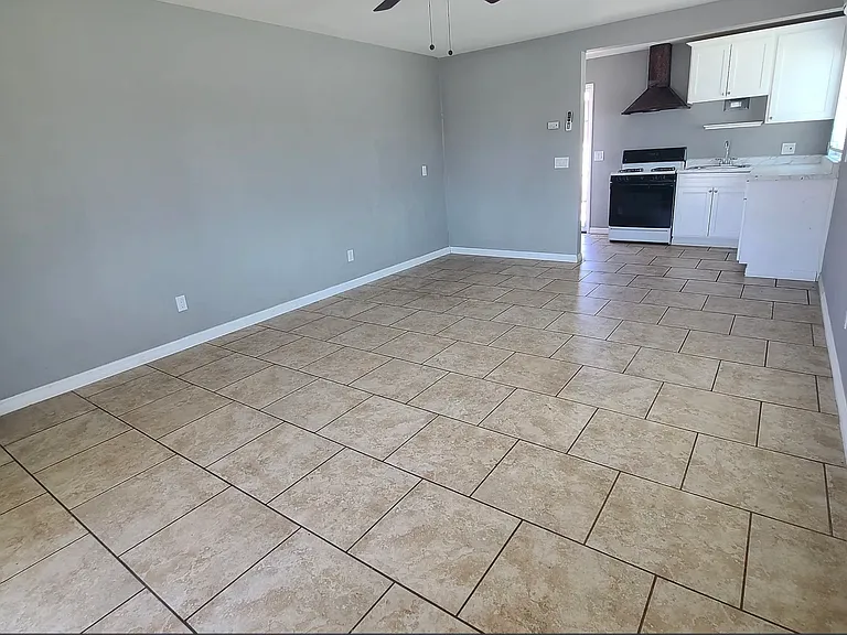 1220 E Campus Way #B — Photo 16