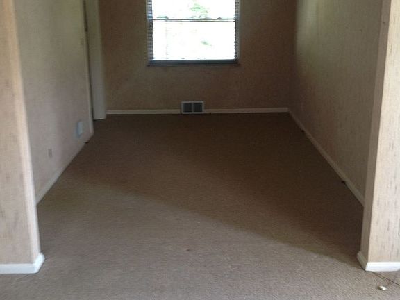 3rd image of 1607 Pasadena Ave Fl 2