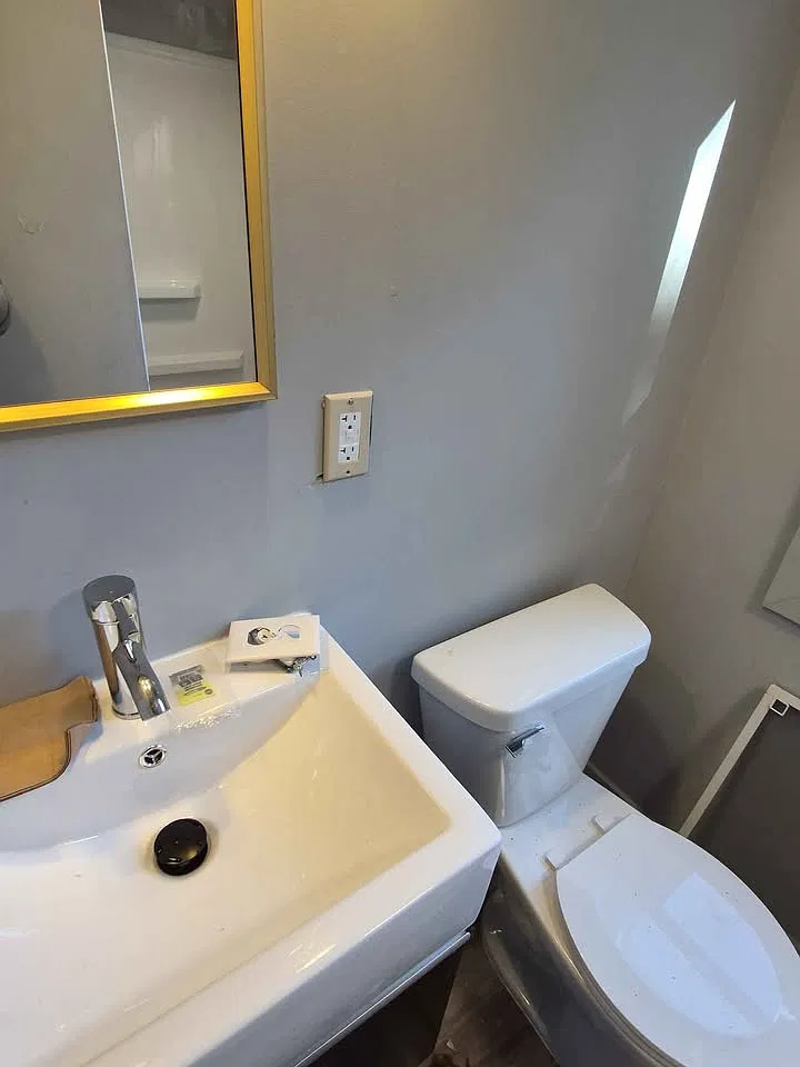 2 bed, 931 sqft, $1,100 — Photo 3