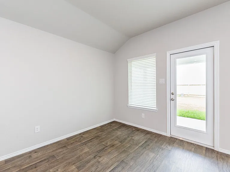 5114 Radiant Dawn Dr — Photo 14