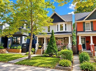 85 Woodfield Rd, Toronto, ON M4L 2W5