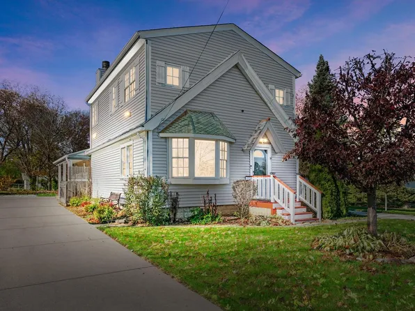 8133 North Teutonia AVENUE, Brown Deer, WI 53209