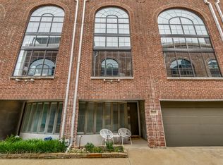 3911 Gilbert Ave APT B, Dallas, TX 75219