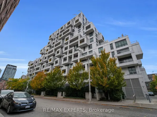 38 Cameron St #605, Toronto, ON M5T 0C3